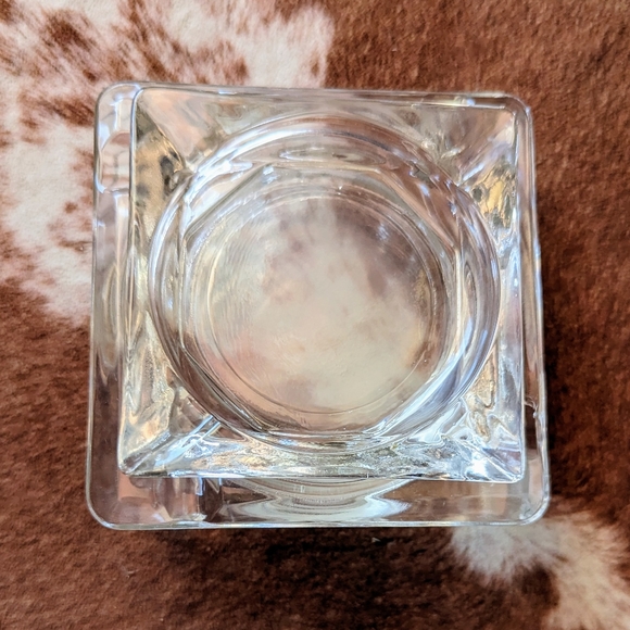 3 Vintage Glass Ashtrays - Picture 5 of 12